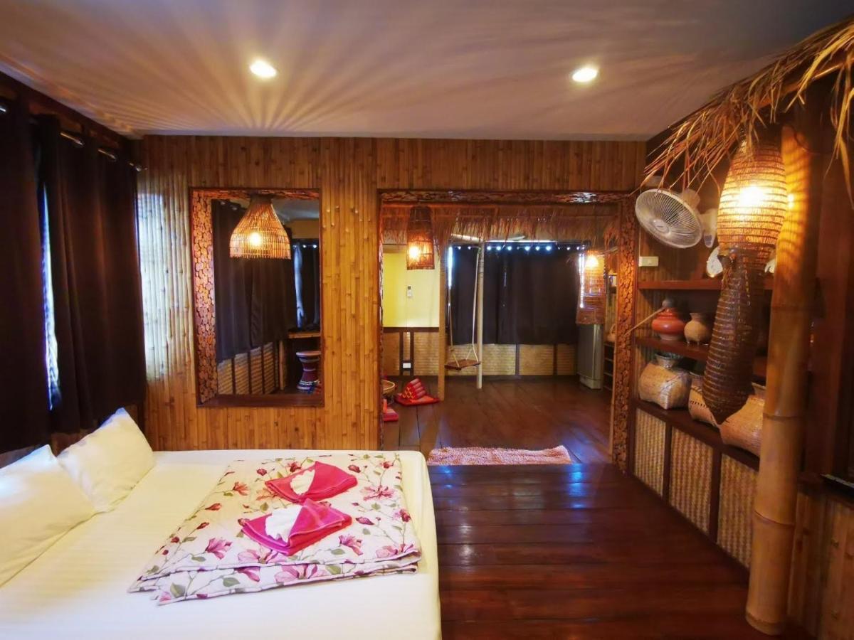 Hotel Baan Sabai Maesai à Mae Sai Extérieur photo